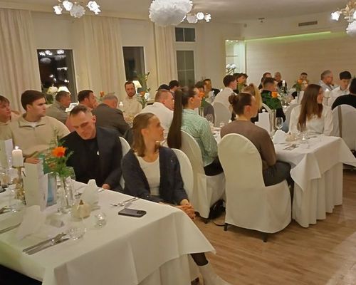 Im "Röhrsdorfer Hof" empfing das GFP des LVS seine Top-Athleten