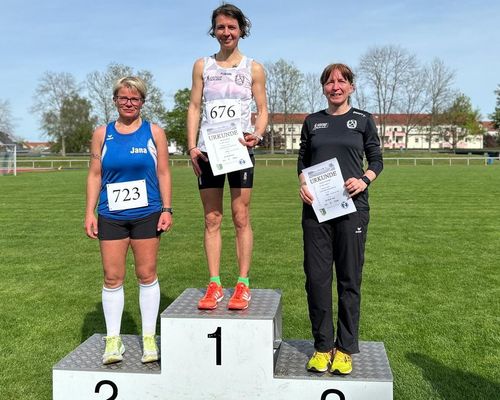 Sandra Boitz läuft neuen AK W50-Rekord über 5000 m