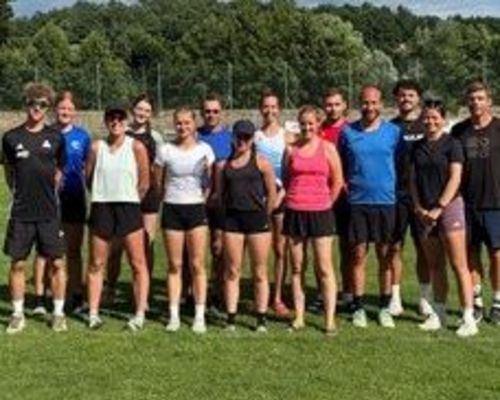 Lehrgang in Präsenz im Neißestadion in Ostritz