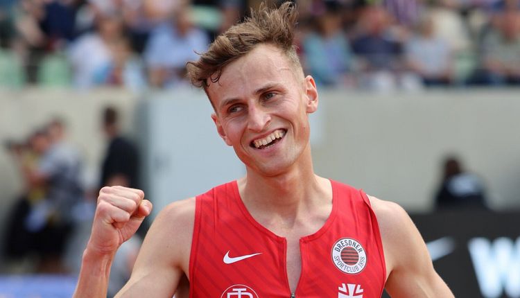 Gold über die 3000 m Hindernis für Karl Bebendorf
